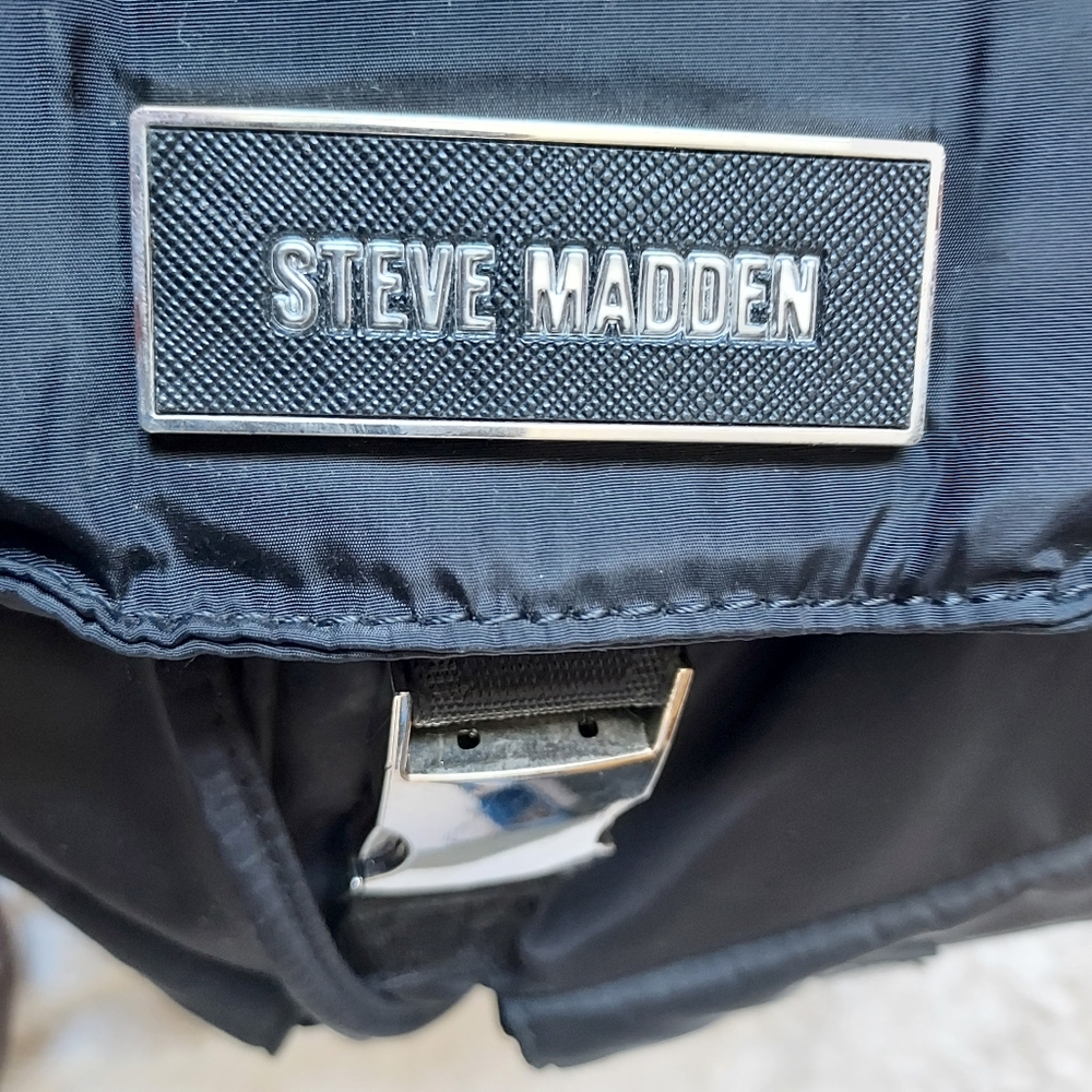 Steve Madden Broo Nylon Backpack Black Silver Hardware Academia Career - Picture 3 of 14